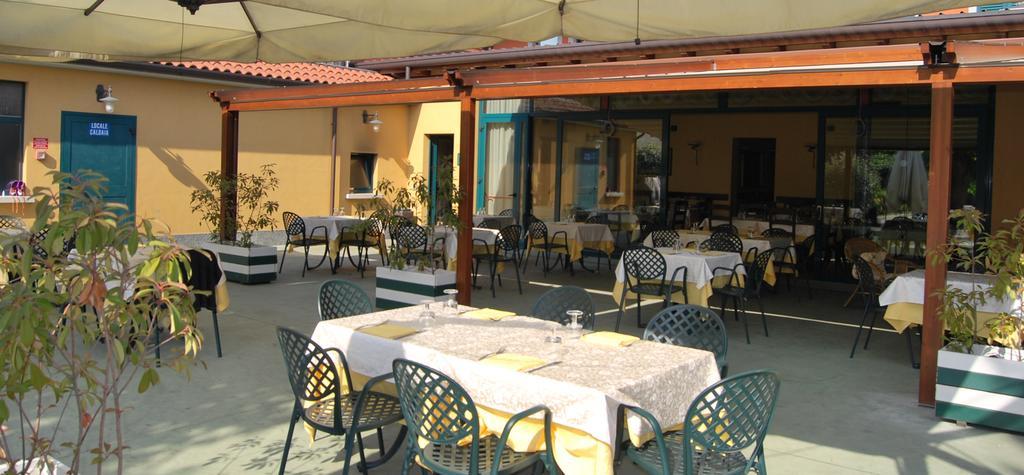 Hotel Ristorante Morus Burago di Molgora Buitenkant foto